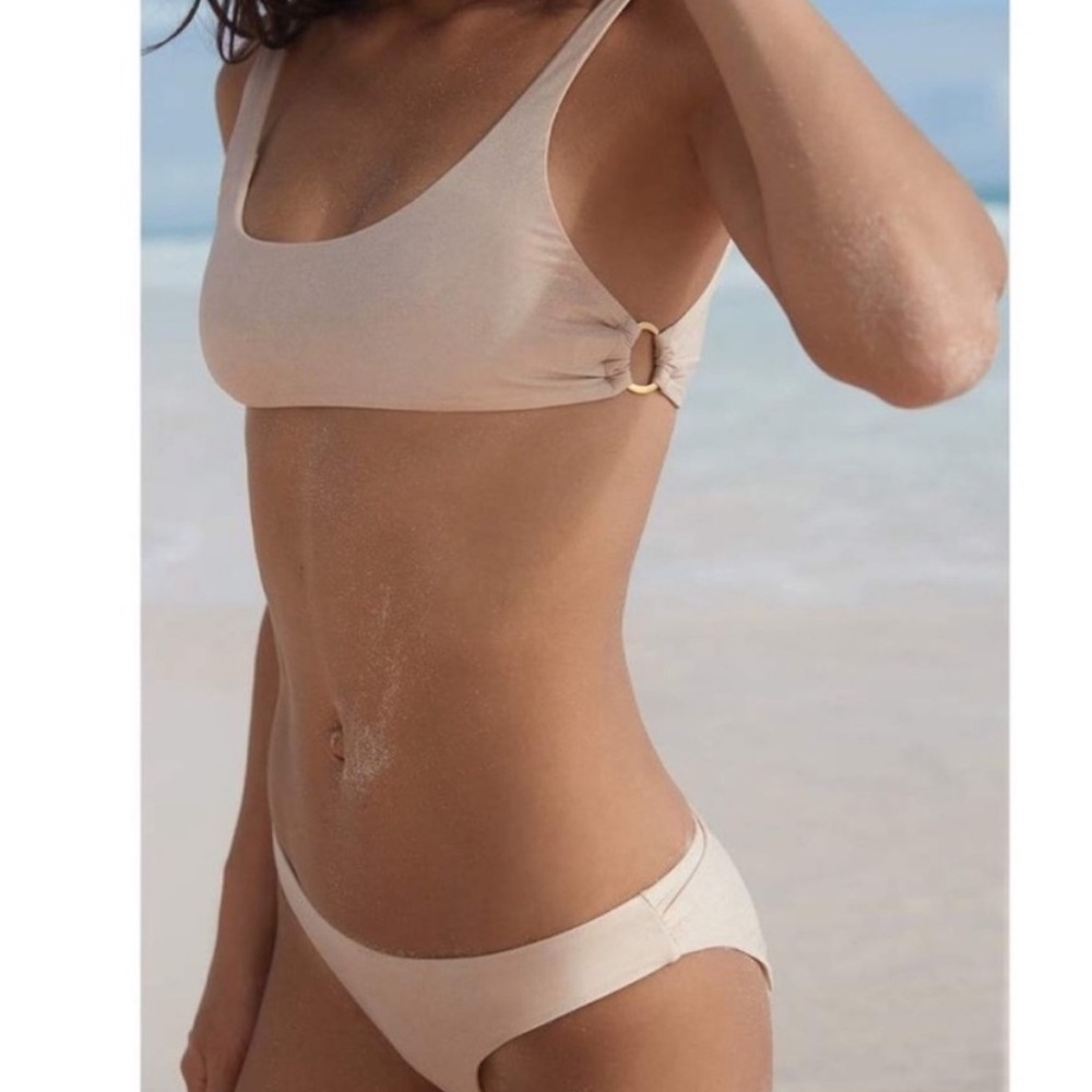 NWT PilyQ Shell Ring Side Ruched Bikini Set Size M